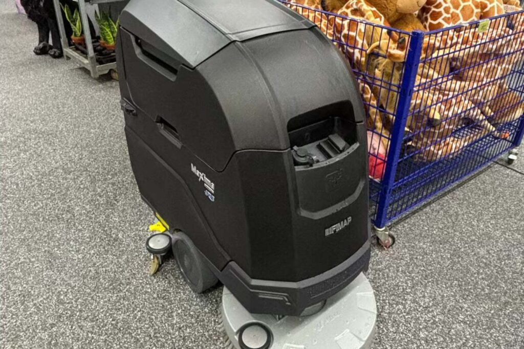 Autolaveuse professionnelle pour l'entretien des grandes surfaces