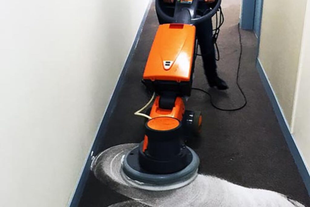 Machine monobrosse professionnelle pour le nettoyage des sols